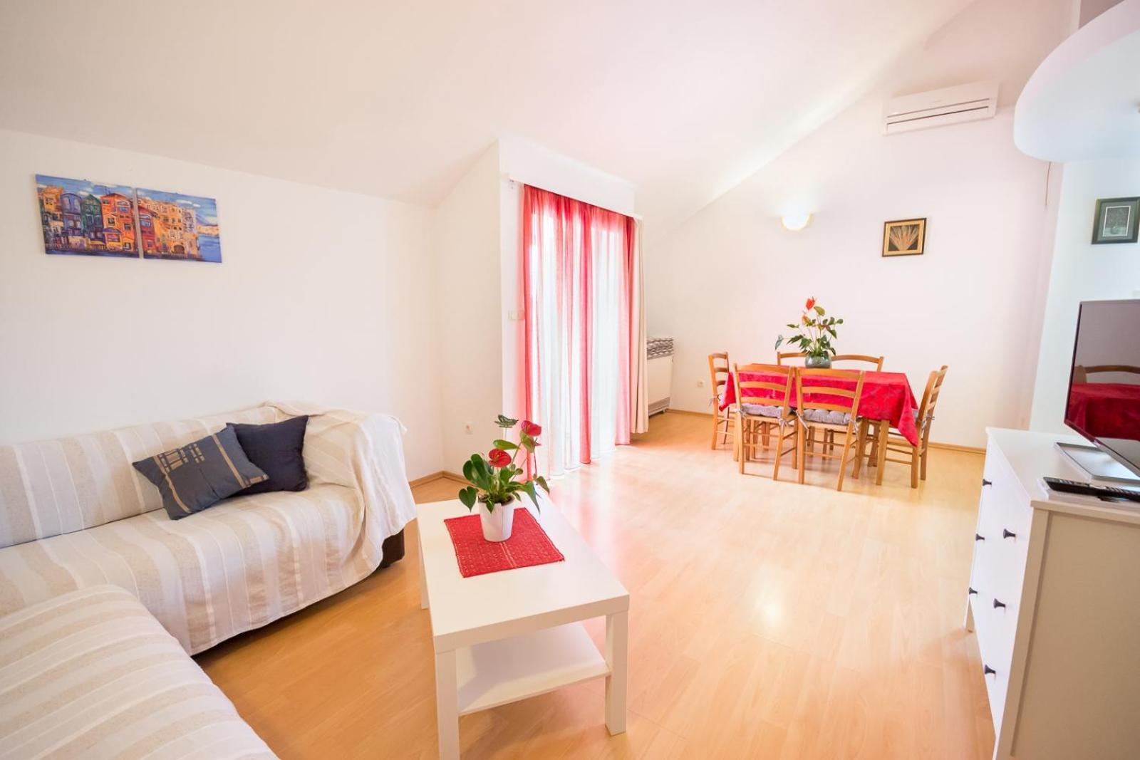 Apartments With A Parking Space Njivice, Krk - 5427 Rom bilde